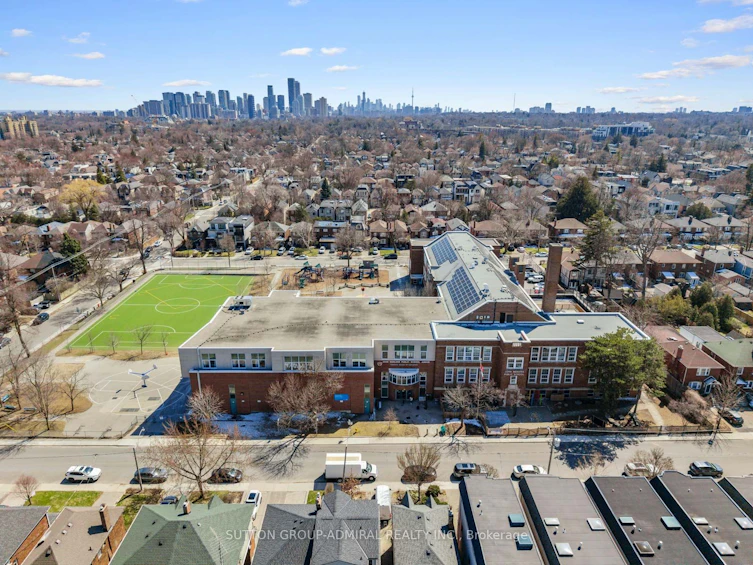 172 Melrose Avenue, Toronto, ON, M5M 1Z1 - 35