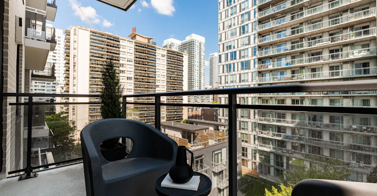 1302-71 Redpath Avenue, Toronto, ON, M4S 0E1 - 6