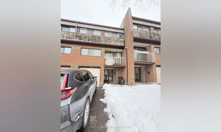 14-86 Castlebury Crescent