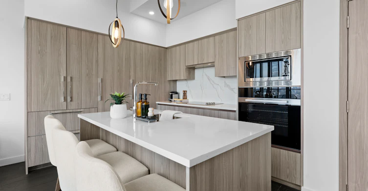 PH7001-1 Concord Cityplace Way, Toronto, ON, M5V 0X3 - 7