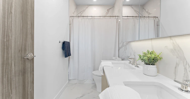 PH7001-1 Concord Cityplace Way, Toronto, ON, M5V 0X3 - 29