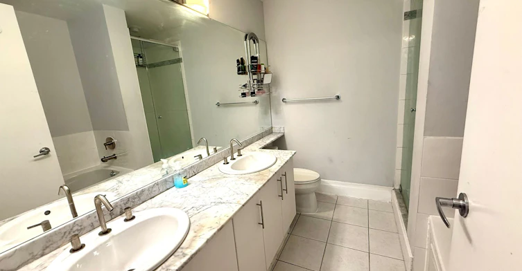 3803-16 Yonge Street, Toronto, ON, M5E 2A1 - 24