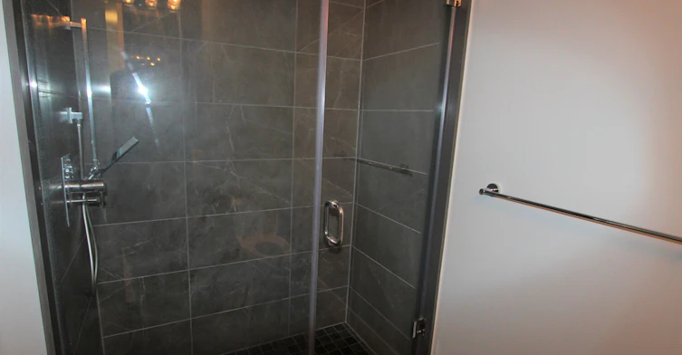 1019-29 Queens Quay E, Toronto, ON, M5E 0A4 - 9