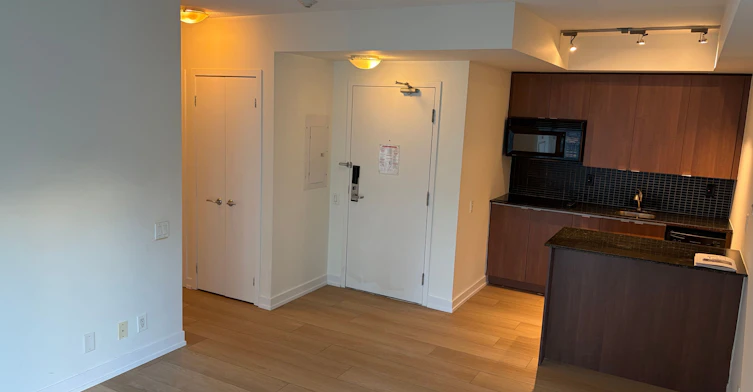 1103-8 Colborne Street, Toronto, ON, M5E 1E1 - 5