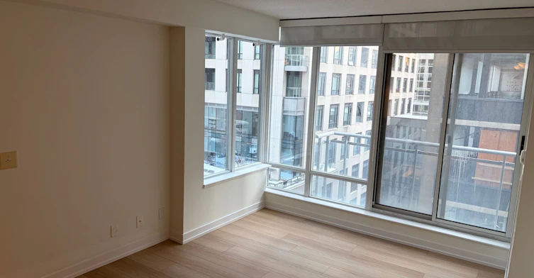 1103-8 Colborne Street, Toronto, ON, M5E 1E1 - 9