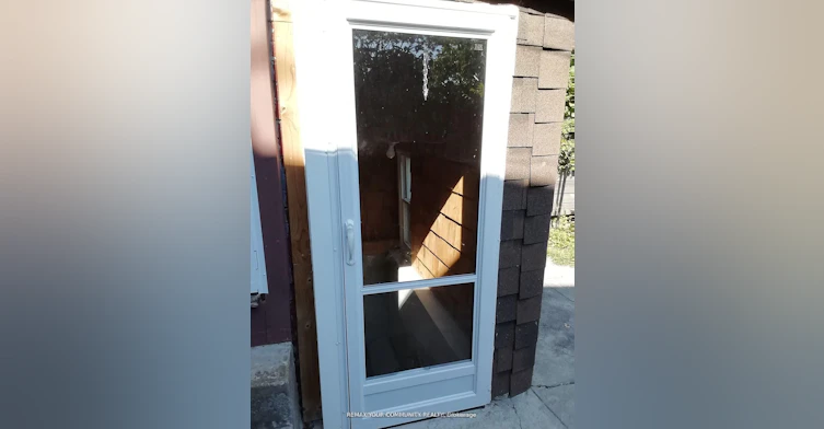 Bsmt-761 Markham Street, Toronto, ON, M6G 2M4 - 5