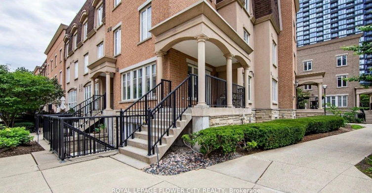 423-34 Western Battery Road, Toronto, ON, M6K 3N9