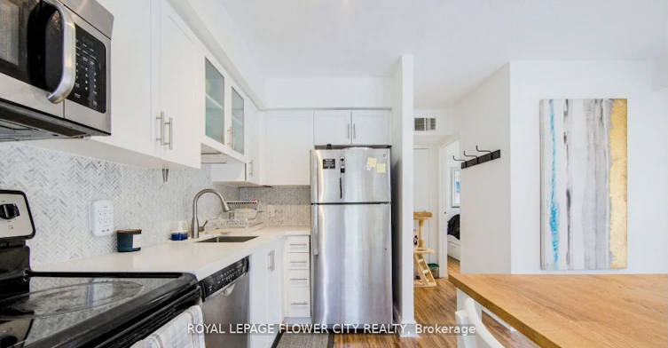 423-34 Western Battery Road, Toronto, ON, M6K 3N9 - 8