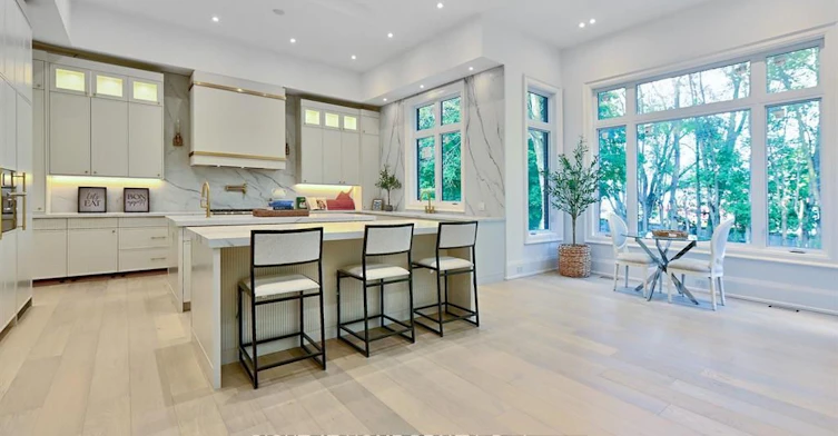 27 Hurlingham Crescent, Toronto, ON, M3B 2P9 - 9