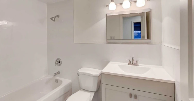 B-901 Millwood Road, Toronto, ON, M4G 1X2 - 15