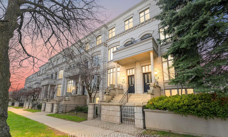 13-260 Russell Hill Road