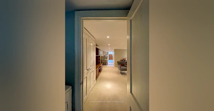 Main + Lower-21 Melgund Road, Toronto, ON, M5R 1Z9 - 21