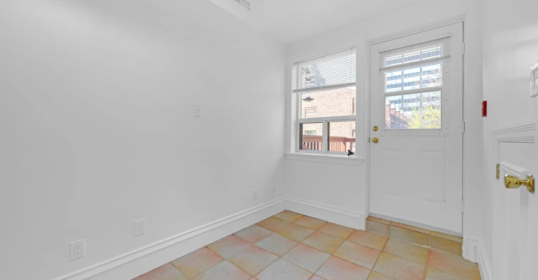 3-12 Foxbar Road, Toronto, ON, M4V 2G6 - 13