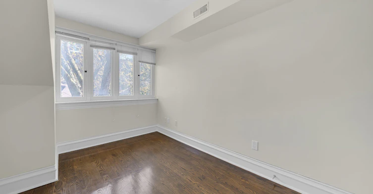 3-12 Foxbar Road, Toronto, ON, M4V 2G6 - 6
