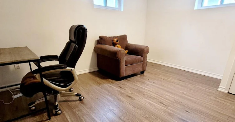 35 Wynn Road, Toronto, ON, M2R 1S8 - 7