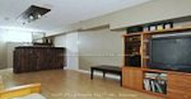 35 Wynn Road, Toronto, ON, M2R 1S8 - 4