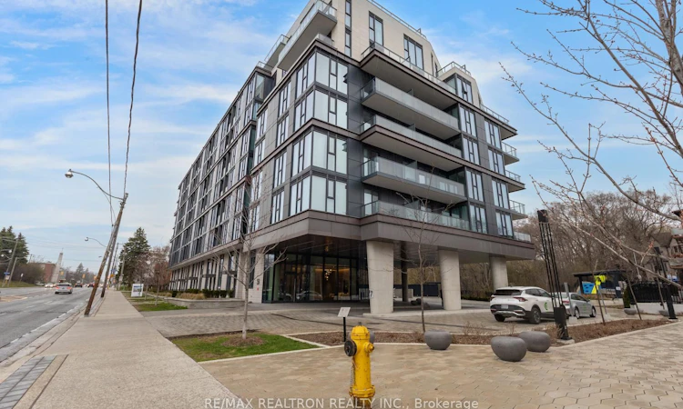 416-250 Lawrence Avenue W