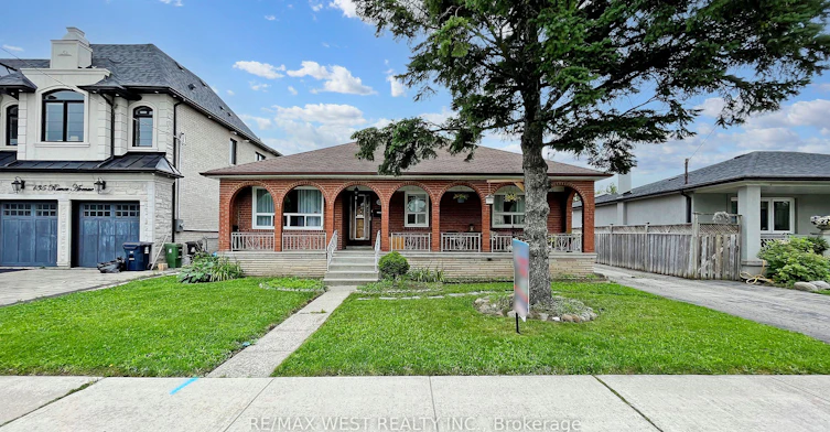 Main Floor-139 Ranee Avenue, Toronto, ON, M6A 1N3