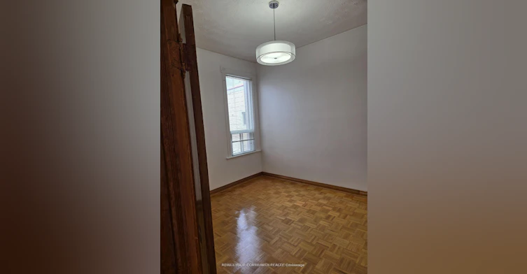 2nd Floor-46 Ulster Street, Toronto, ON, M5S 1E3 - 10