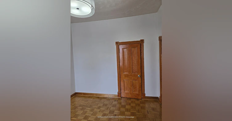 2nd Floor-46 Ulster Street, Toronto, ON, M5S 1E3 - 12