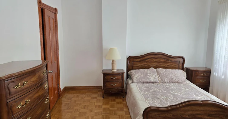 2nd Floor-46 Ulster Street, Toronto, ON, M5S 1E3 - 9