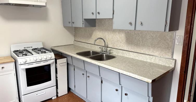 2nd Floor-46 Ulster Street, Toronto, ON, M5S 1E3 - 6