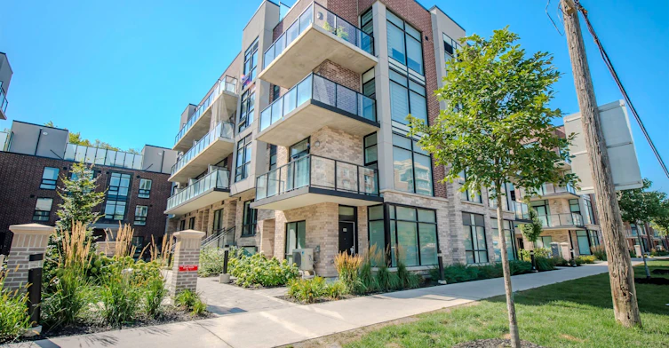 2nd floor-35-851 Sheppard Avenue W, Toronto, ON, M3H 0E8