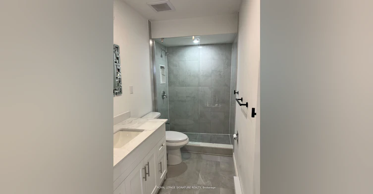 A(Upper-54 Tuscarora Drive, Toronto, ON, M2H 2K3 - 5