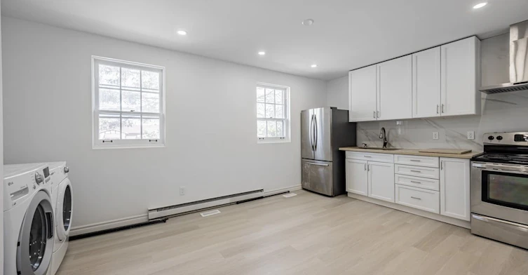 A(Upper-54 Tuscarora Drive, Toronto, ON, M2H 2K3 - 6