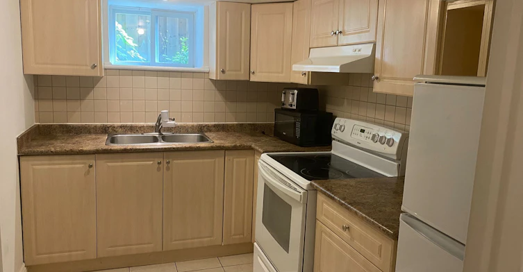 Basement unit-36 Newton Drive E, Toronto, ON, M2M 2M7 - 2