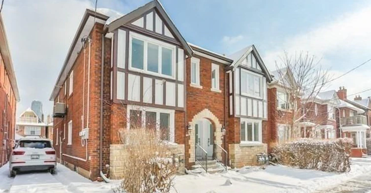Main-989 Avenue Road, Toronto, ON, M5P 2K9