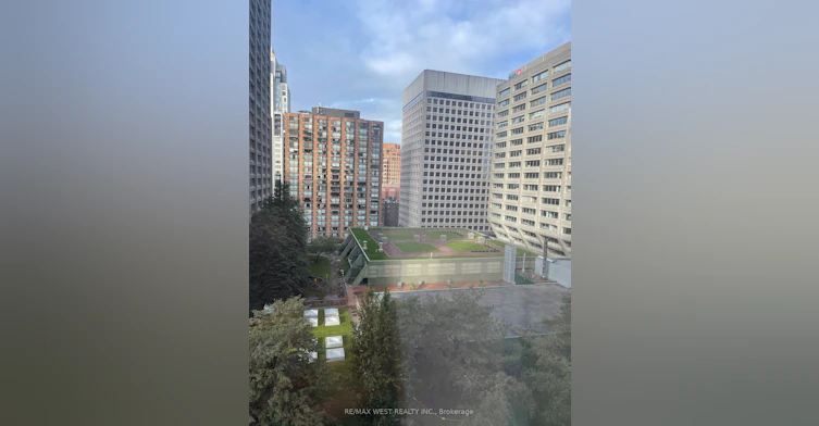 1004-21 Balmuto Street, Toronto, ON, M4Y 1W4 - 13