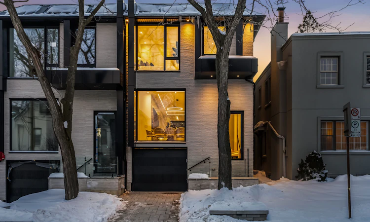 74B Rathnelly Avenue