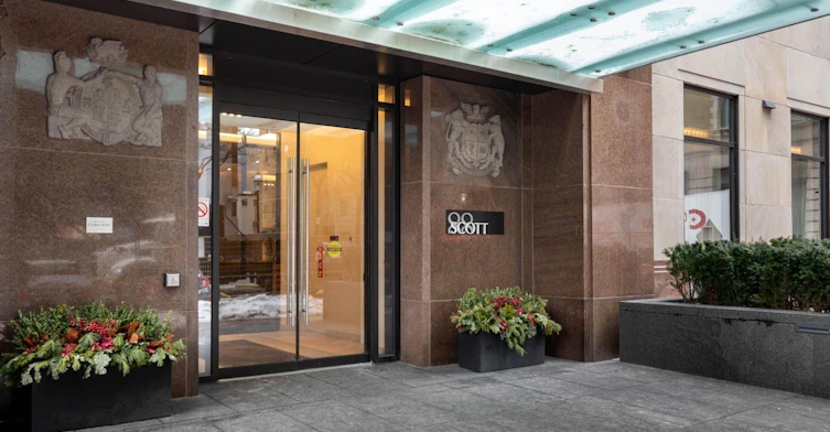 712-88 Scott Street W, Toronto, ON, M5E 0A9 - 2