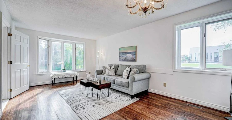 44 Frontenac Avenue, Toronto, ON, M5N 1Z7 - 6