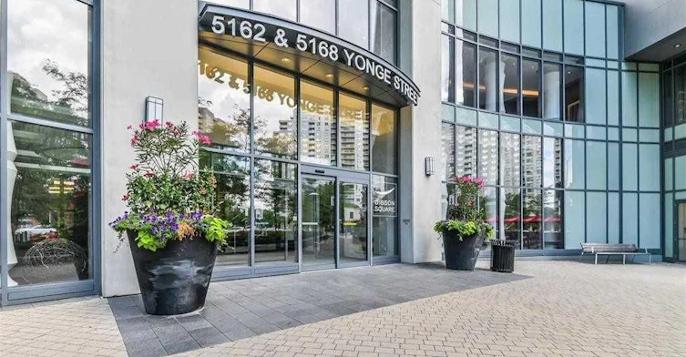 2615-5162 Yonge Street, Toronto, ON, M2N 0E9