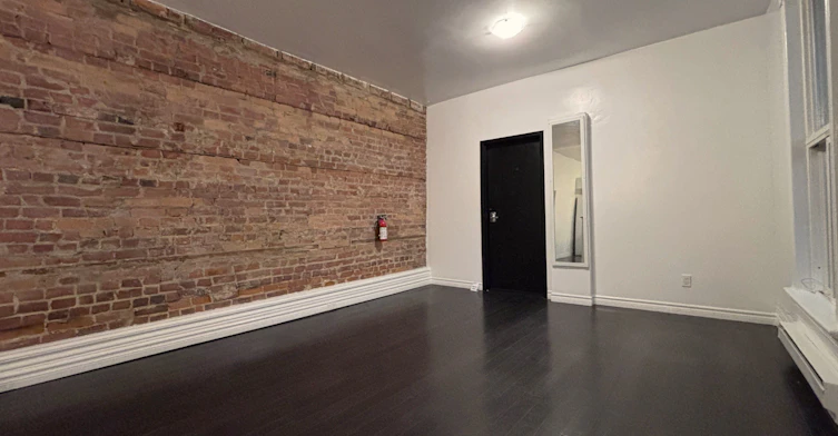 2-122 Baldwin Street, Toronto, ON, M5T 1L6 - 3