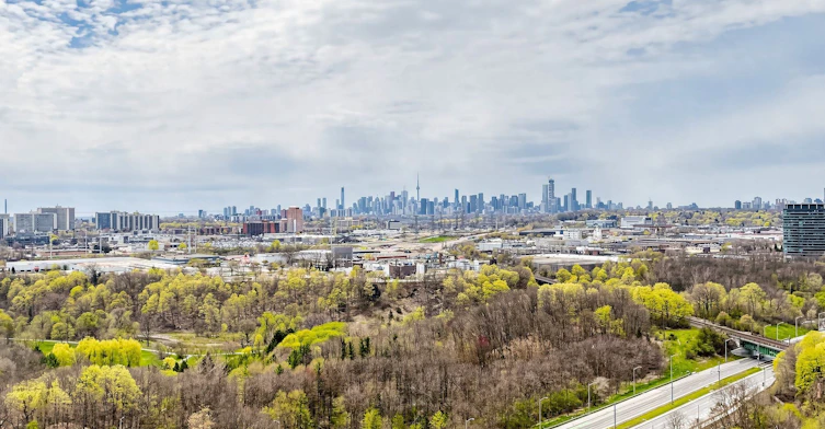 2103-5 Quarrington Lane, Toronto, ON, M3C 1H7 - 40