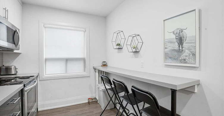 12-595 St Clair Avenue W, Toronto, ON, M6C 1A3 - 7
