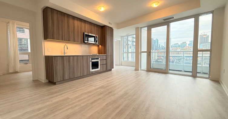 432-15 Richardson Street, Toronto, ON, M5A 0Y5