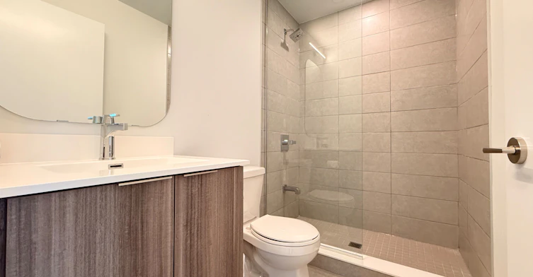 432-15 Richardson Street, Toronto, ON, M5A 0Y5 - 2