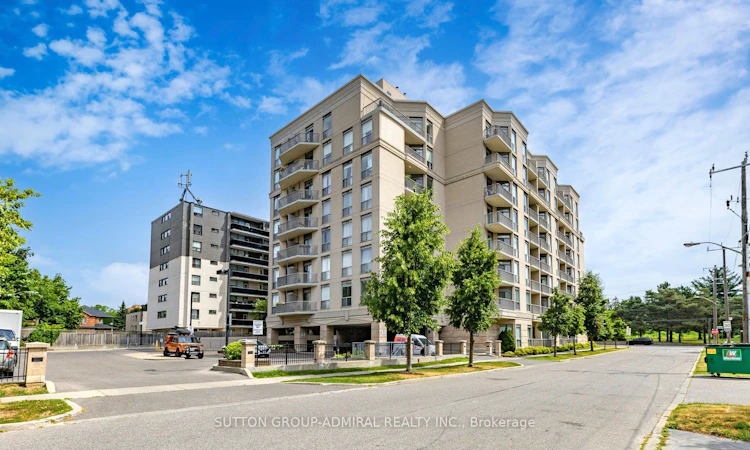 707-4200 Bathurst Street