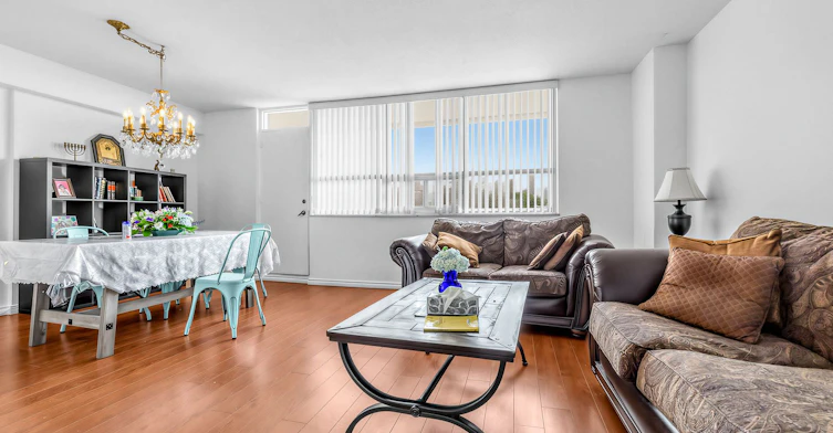 505-130 Neptune Drive, Toronto, ON, M6A 1X5 - 3