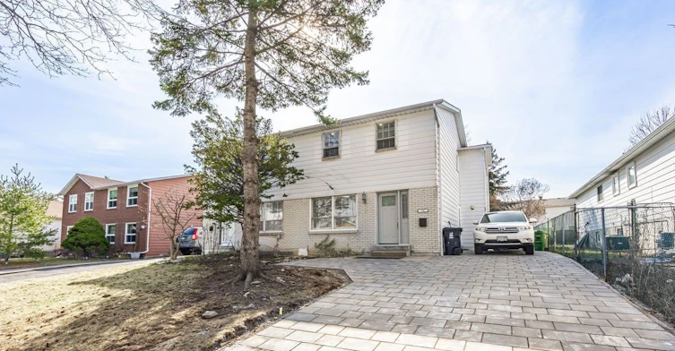 B/Main-54 Tuscarora Drive, Toronto, ON, M2H 2K3 - 12