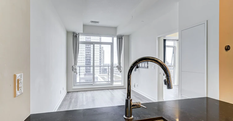 1309-200 Sackville Street, Toronto, ON, M5A 0C4 - 8