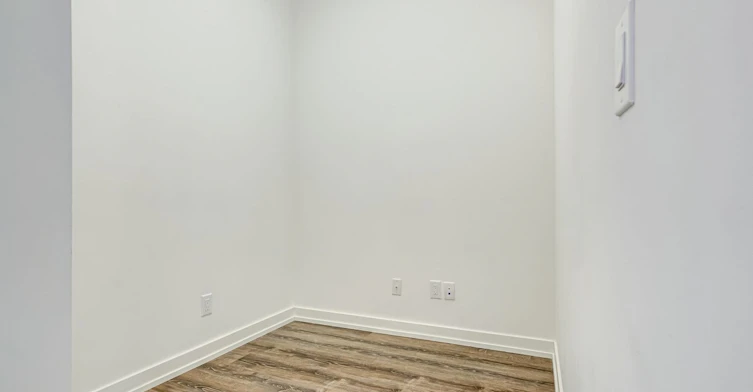 1309-200 Sackville Street, Toronto, ON, M5A 0C4 - 3