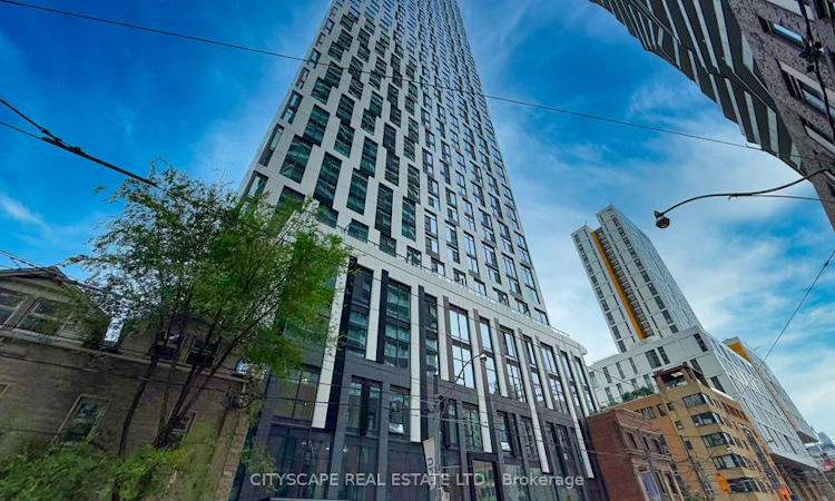 4805-252 Church Street