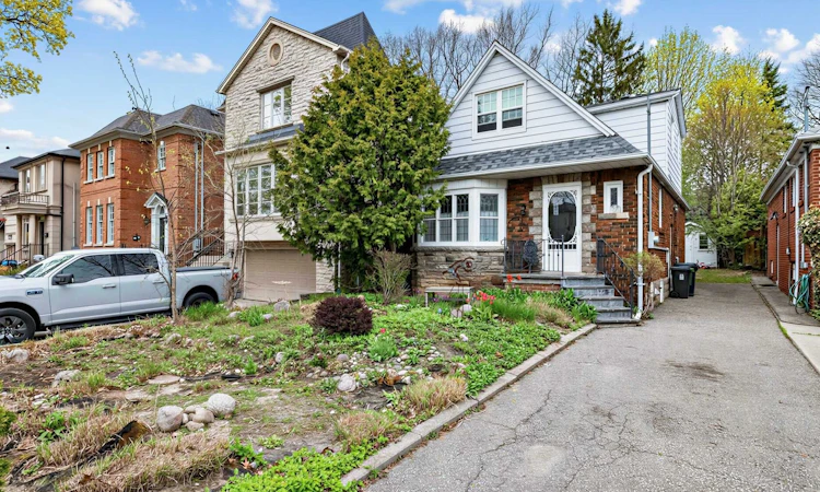 12 New Haven Drive