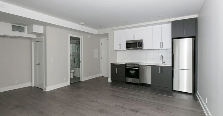 107-11 Walmer Road, Toronto, ON, M5R 2W9 - 3
