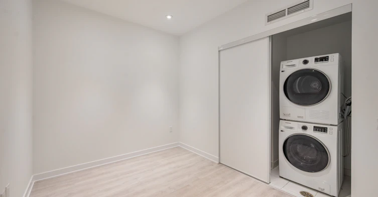 612-15 Richardson Street, Toronto, ON, M5A 0Y5 - 13